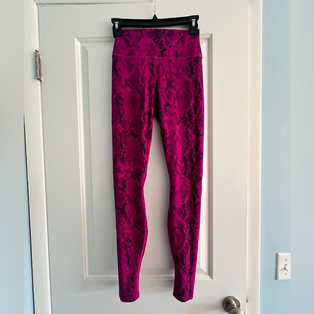 ALO Yoga High Waist Vapor Legging